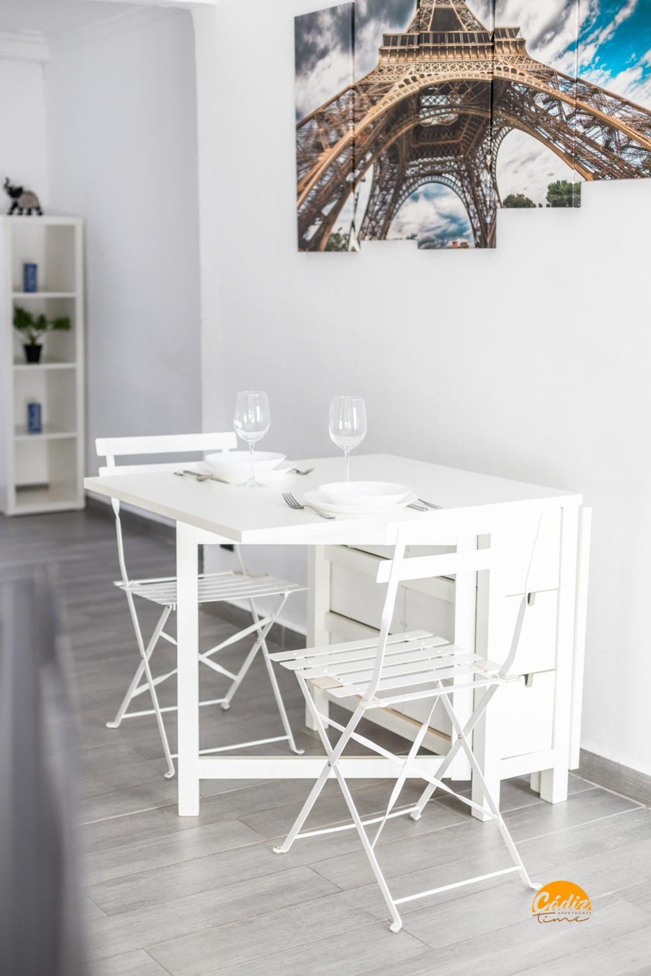 Modern Haven Loft By Cadiz Timeアパートメント エクステリア 写真